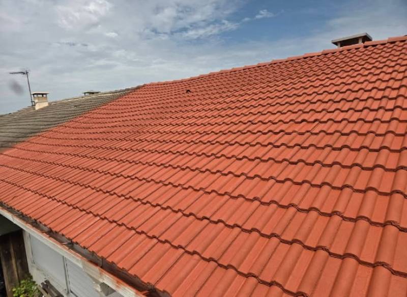 Nettoyage de toiture à Neuville-de-Poitou et Poitiers : demandez un devis rapide et gratuit à Legrain Pros